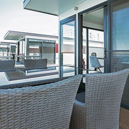 Geiseltalsee Hausboot - Floating House - Hausboot Junior Braunsbedra Eksteriør billede
