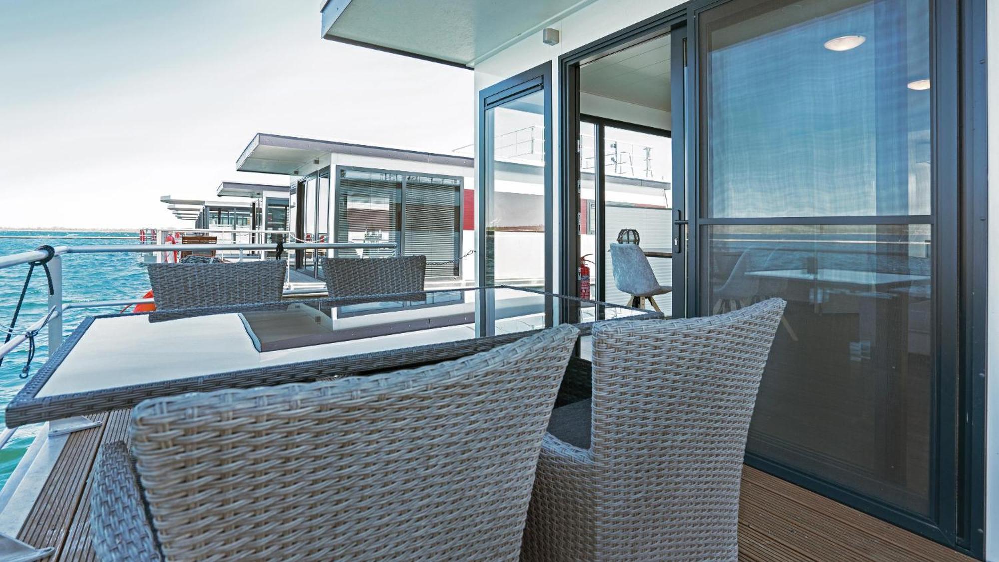 Geiseltalsee Hausboot - Floating House - Hausboot Junior Braunsbedra Eksteriør billede